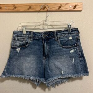 Kut from the Kloth - Jane high rise short in size 6, like new! Worn once.
